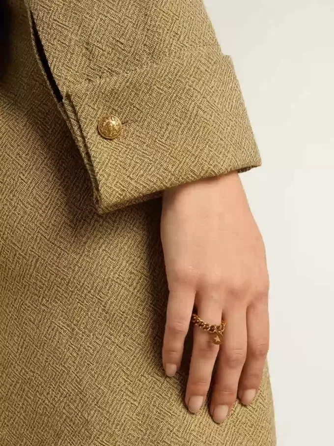 Bague couleur or antique avec maillons flexibles Bague couleur or antique avec maillons flexibles