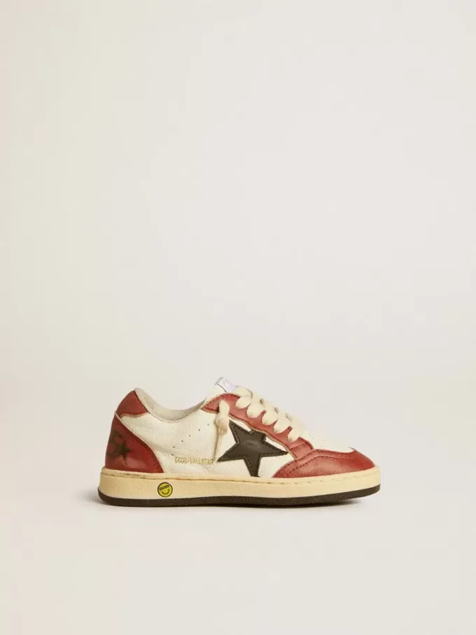 Ball Star Junior en cuir nappa avec étoile noire et empiècements en cuir rouge Ball Star Junior en cuir nappa avec étoile noire et empiècements en cuir rouge