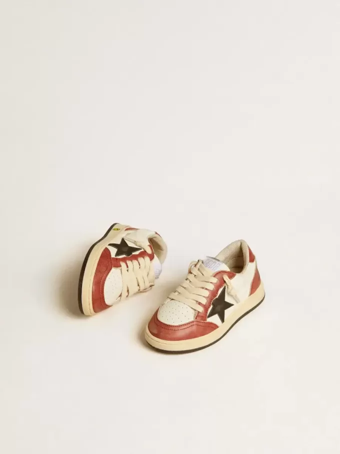 Ball Star Junior en cuir nappa avec étoile noire et empiècements en cuir rouge Ball Star Junior en cuir nappa avec étoile noire et empiècements en cuir rouge