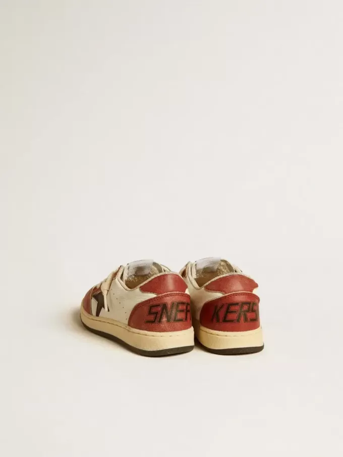 Ball Star Junior en cuir nappa avec étoile noire et empiècements en cuir rouge Ball Star Junior en cuir nappa avec étoile noire et empiècements en cuir rouge