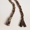 Charm en tissu tressé bordeaux avec chaîne en laiton
