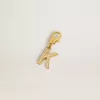 Charm lettre K en laiton doré avec cristaux Charm lettre K en laiton doré avec cristaux