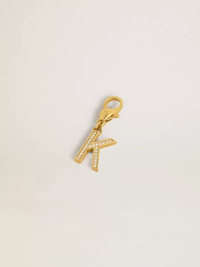 Charm lettre K en laiton doré avec cristaux Charm lettre K en laiton doré avec cristaux