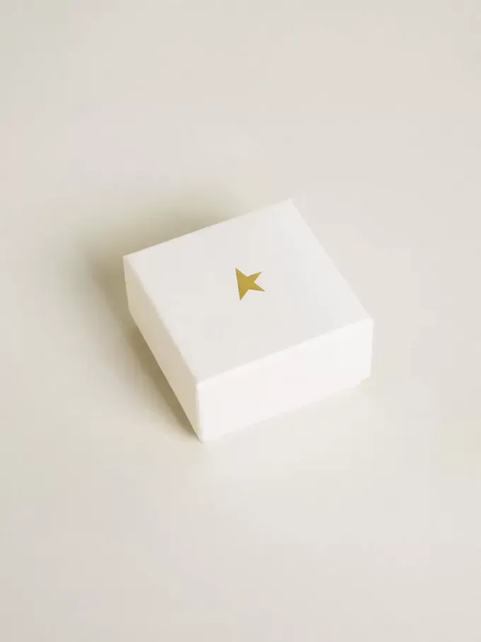 Charm lettre T en laiton doré avec cristaux Charm lettre T en laiton doré avec cristaux