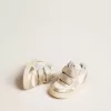 June Junior en cuir nappa et empiècements en cuir métallisé avec étoile pailletée June Junior en cuir nappa et empiècements en cuir métallisé avec étoile pailletée