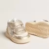 June Junior en cuir nappa et empiècements en cuir métallisé avec étoile pailletée June Junior en cuir nappa et empiècements en cuir métallisé avec étoile pailletée