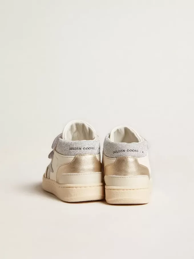 June Junior en cuir nappa et empiècements en cuir métallisé avec étoile pailletée June Junior en cuir nappa et empiècements en cuir métallisé avec étoile pailletée