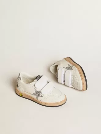 Junior Ball Star en cuir nappa avec étoile argentée scintillante et languette au talon