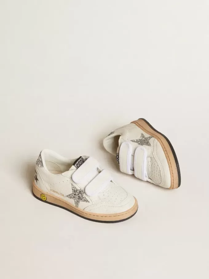 Junior Ball Star en cuir nappa avec étoile argentée scintillante et languette au talon