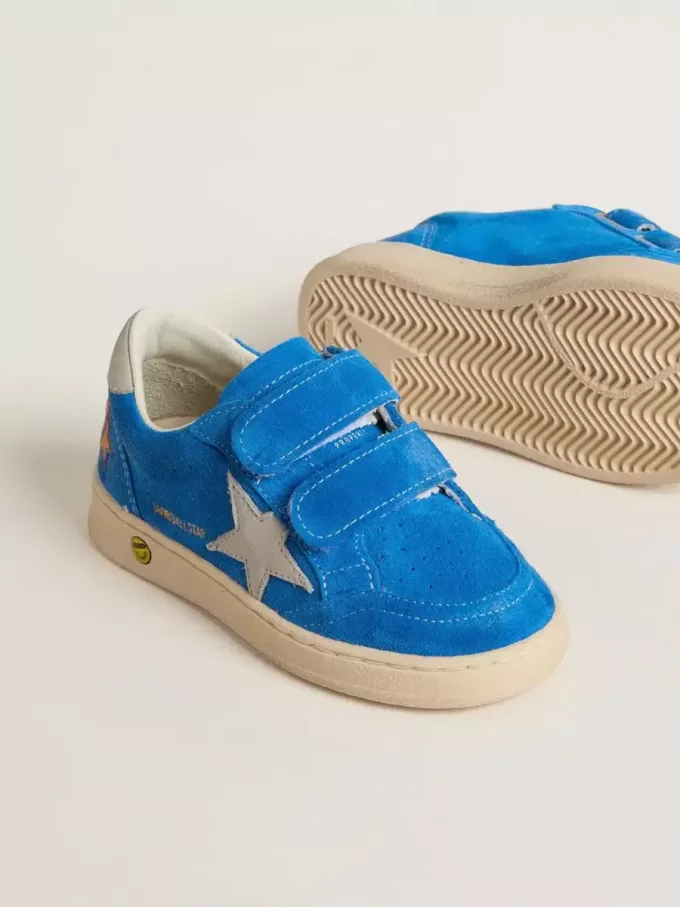 Junior Ball Star en daim bleu clair avec étoile et languette au talon en nubuck gris