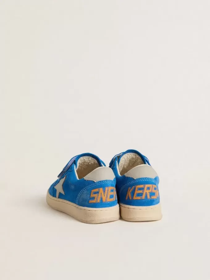 Junior Ball Star en daim bleu clair avec étoile et languette au talon en nubuck gris