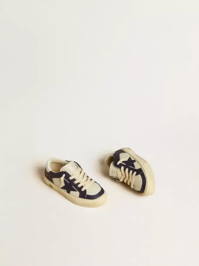 Junior May en cuir blanc et bleu avec étoile et languette au talon en cuir