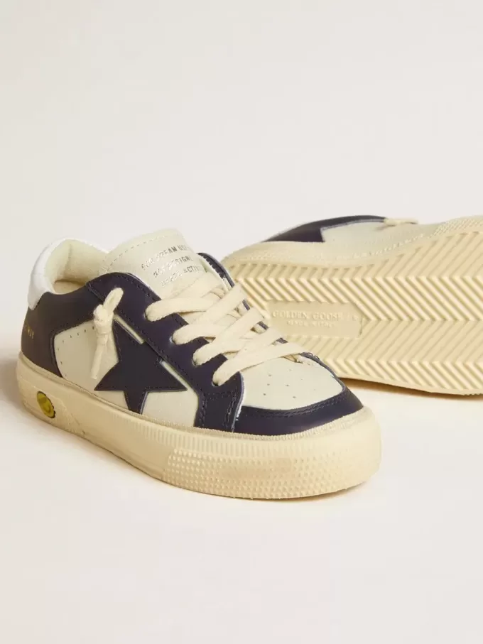 Junior May en cuir blanc et bleu avec étoile et languette au talon en cuir