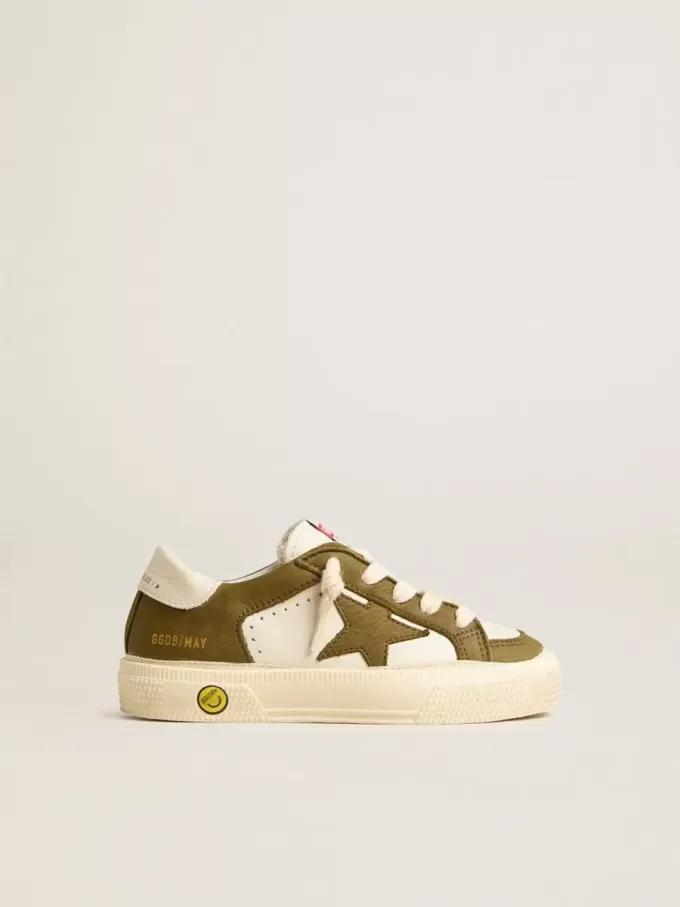 May Young en cuir blanc et vert militaire