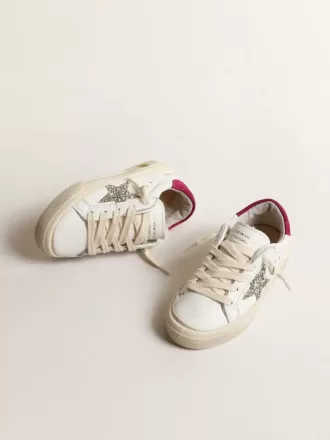 May Young en cuir nappa avec étoile pailletée platine et languette magenta au talon