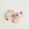 Modèle Junior Lightstar en cuir rose et maille avec étoile en cuir rose Modèle Junior Lightstar en cuir rose et maille avec étoile en cuir rose