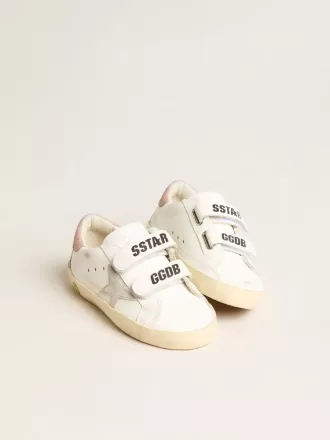 Modèle Junior Old School en cuir avec étoile en daim gris et languette talon en cuir vieil rose