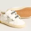 Modèle Junior Old School en cuir avec étoile en daim gris et languette talon en cuir vieil rose