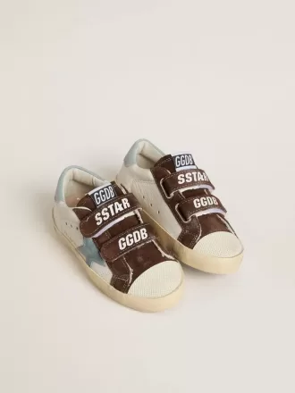 Modèle Teen Old School en cuir nappa avec étoile en daim bleu clair et empiècements en daim marron