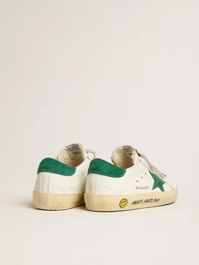 Old School Young avec étoile en daim vert et languette au talon