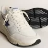 Running Sole en cuir blanc et mesh avec étoile en cuir laminé bleu