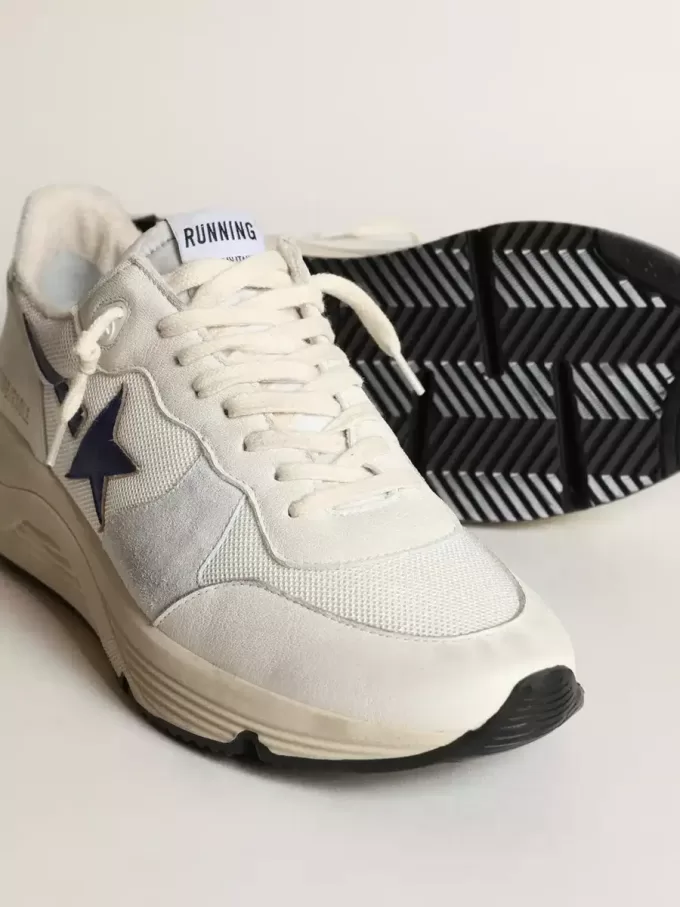 Running Sole en cuir blanc et mesh avec étoile en cuir laminé bleu