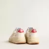 Running Sole pour homme en cuir nappa avec étoile en cuir beige et languette rouge au talon