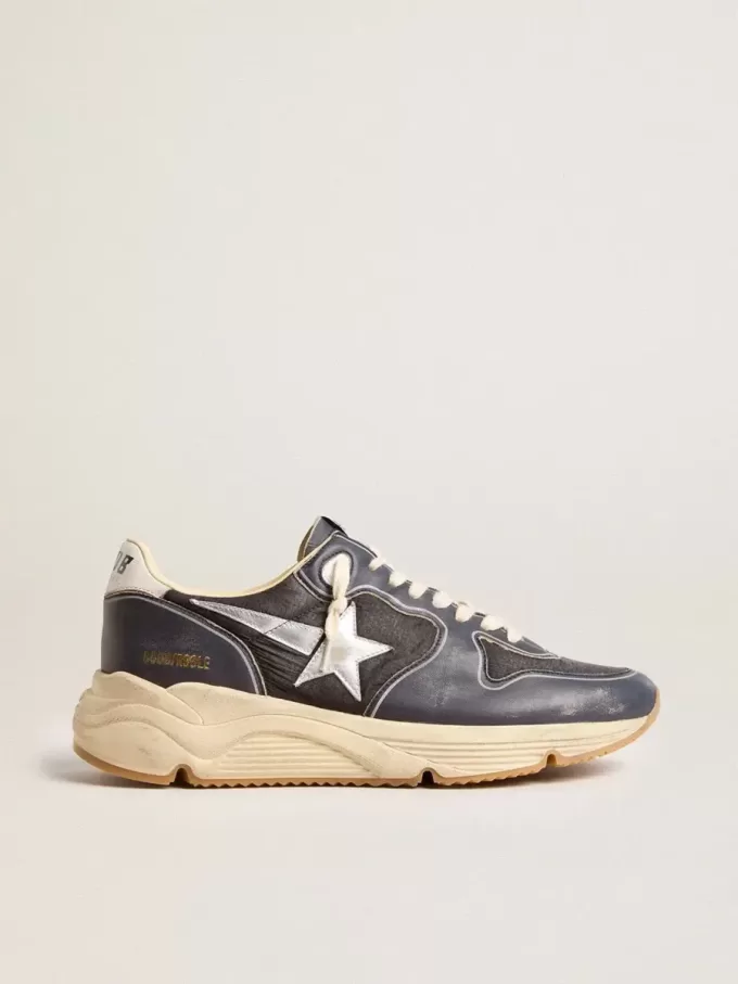 Running Sole pour homme en cuir nappa bleu foncé et nylon noir avec une étoile argentée Running Sole pour homme en cuir nappa bleu foncé et nylon noir avec une étoile argentée
