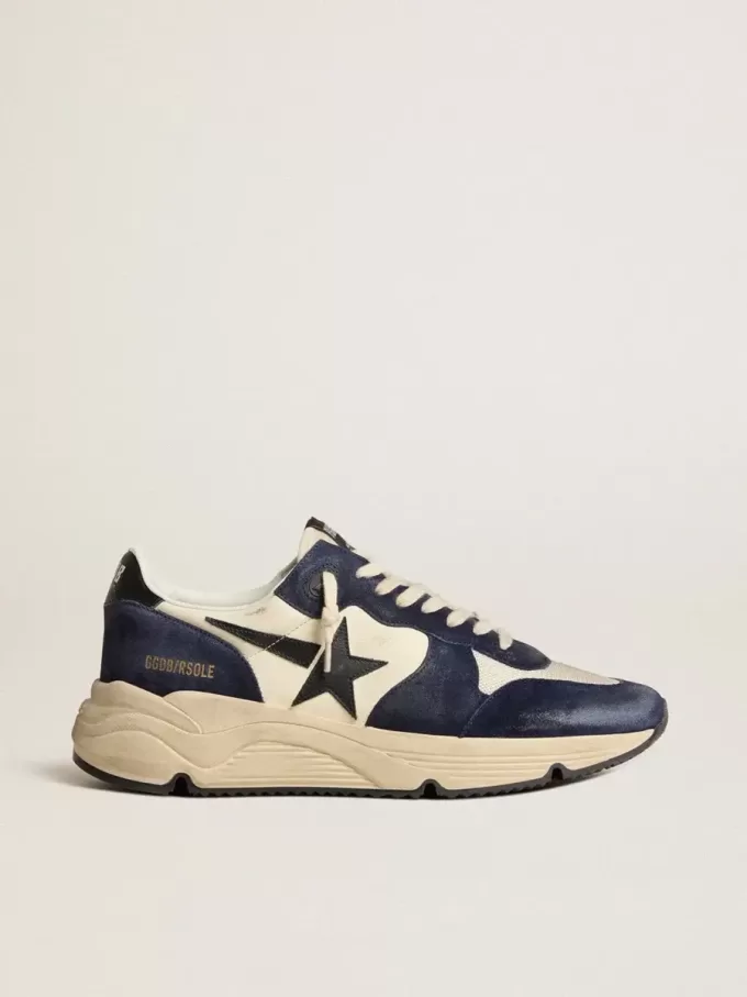 Running Sole pour homme en cuir nappa noir et beige avec étoile noire et languette au talon Running Sole pour homme en cuir nappa noir et beige avec étoile noire et languette au talon