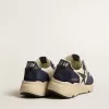 Running Sole pour homme en cuir nappa noir et beige avec étoile noire et languette au talon Running Sole pour homme en cuir nappa noir et beige avec étoile noire et languette au talon