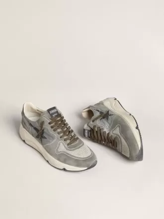 Running Sole pour homme en nylon bleu clair avec étoile noire et languette en cuir vert au talon