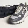 Semelle de course pour homme en nylon gris et cuir nappa noir avec une étoile en daim noir