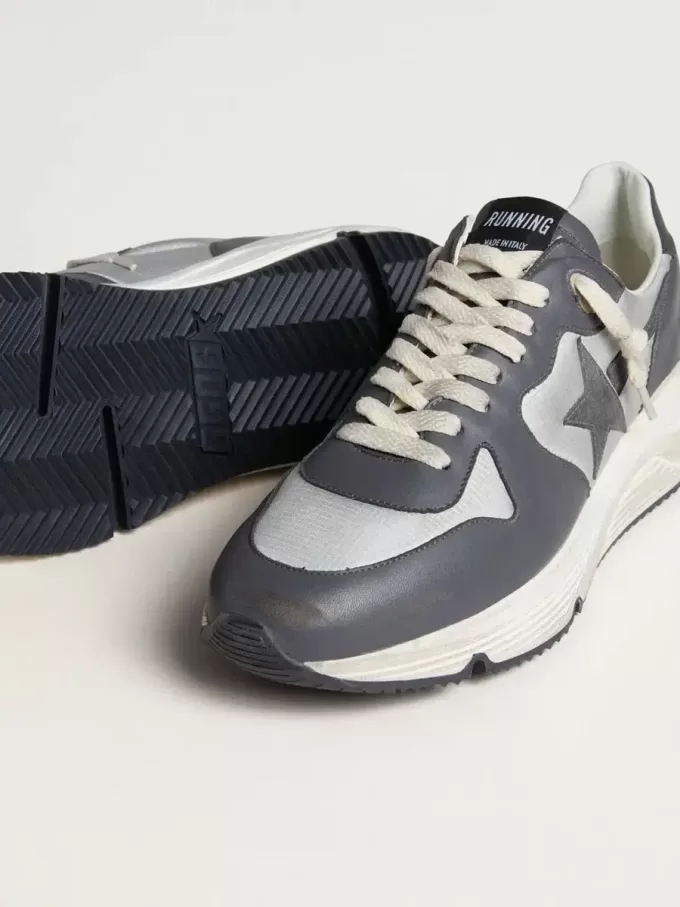 Semelle de course pour homme en nylon gris et cuir nappa noir avec une étoile en daim noir