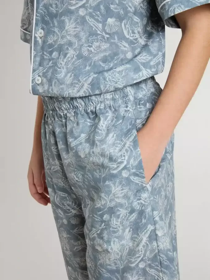 Short bleu pour garçon avec imprimé blanc