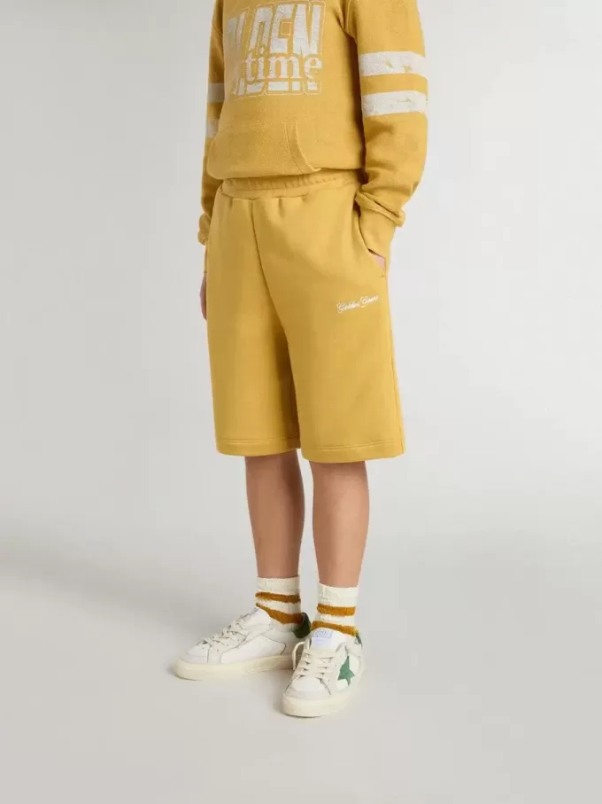 Short de jogging pour enfant jaune ocre avec broderie