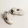 Super-Star Junior en cuir nappa avec étoile imprimée et languette noire au talon Super-Star Junior en cuir nappa avec étoile imprimée et languette noire au talon