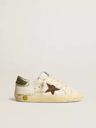Super-Star Young en cuir nappa avec étoile en daim et languette verte au talon