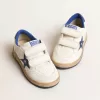 Young Ball Star avec étoile et languette au talon en cuir métallisé bleu