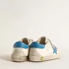 Young Old School en cuir avec étoile bleu clair et languette au talon