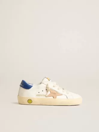 Young Super-Star en cuir nappa avec étoile beige et languette bleue au talon