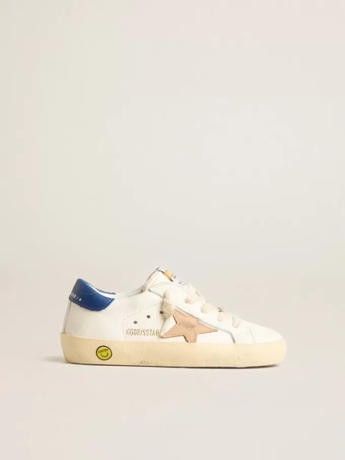 Young Super-Star en cuir nappa avec étoile beige et languette bleue au talon Young Super-Star en cuir nappa avec étoile beige et languette bleue au talon